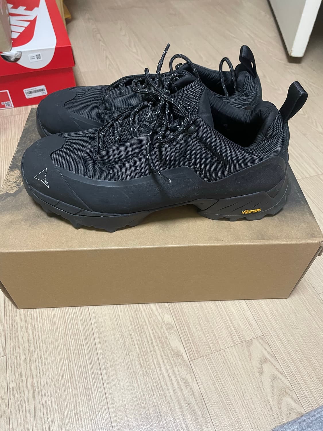 로아 카타리나 블랙 270 상품이미지2