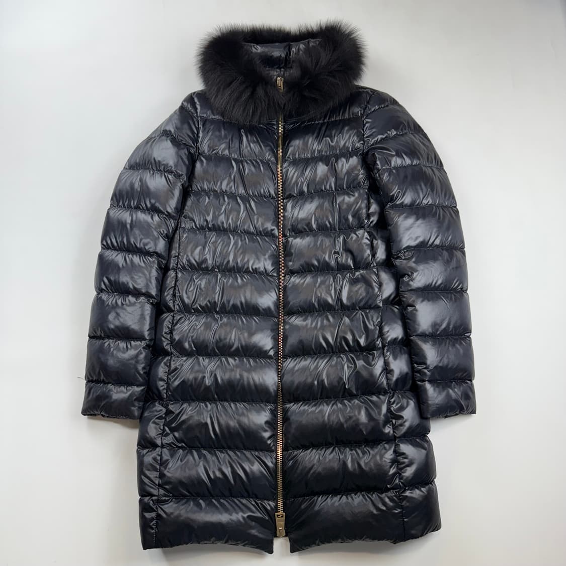 에르노 블랙유광 폭스퍼 패딩 42 상품이미지1