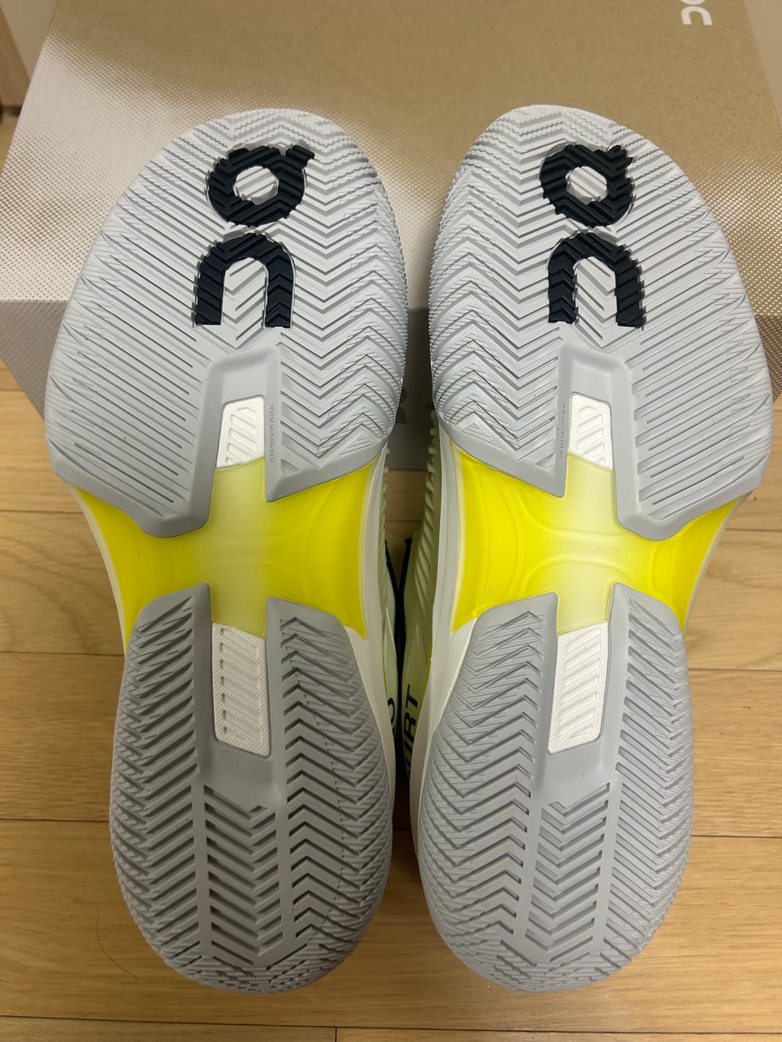 [테니스화 새상품] THE ROGER pro fire 280mm  상품이미지2