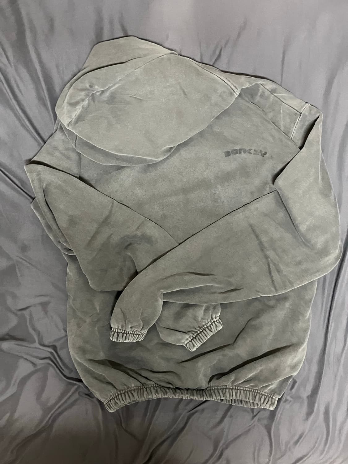 Banksy pigment hoodie 상품이미지2
