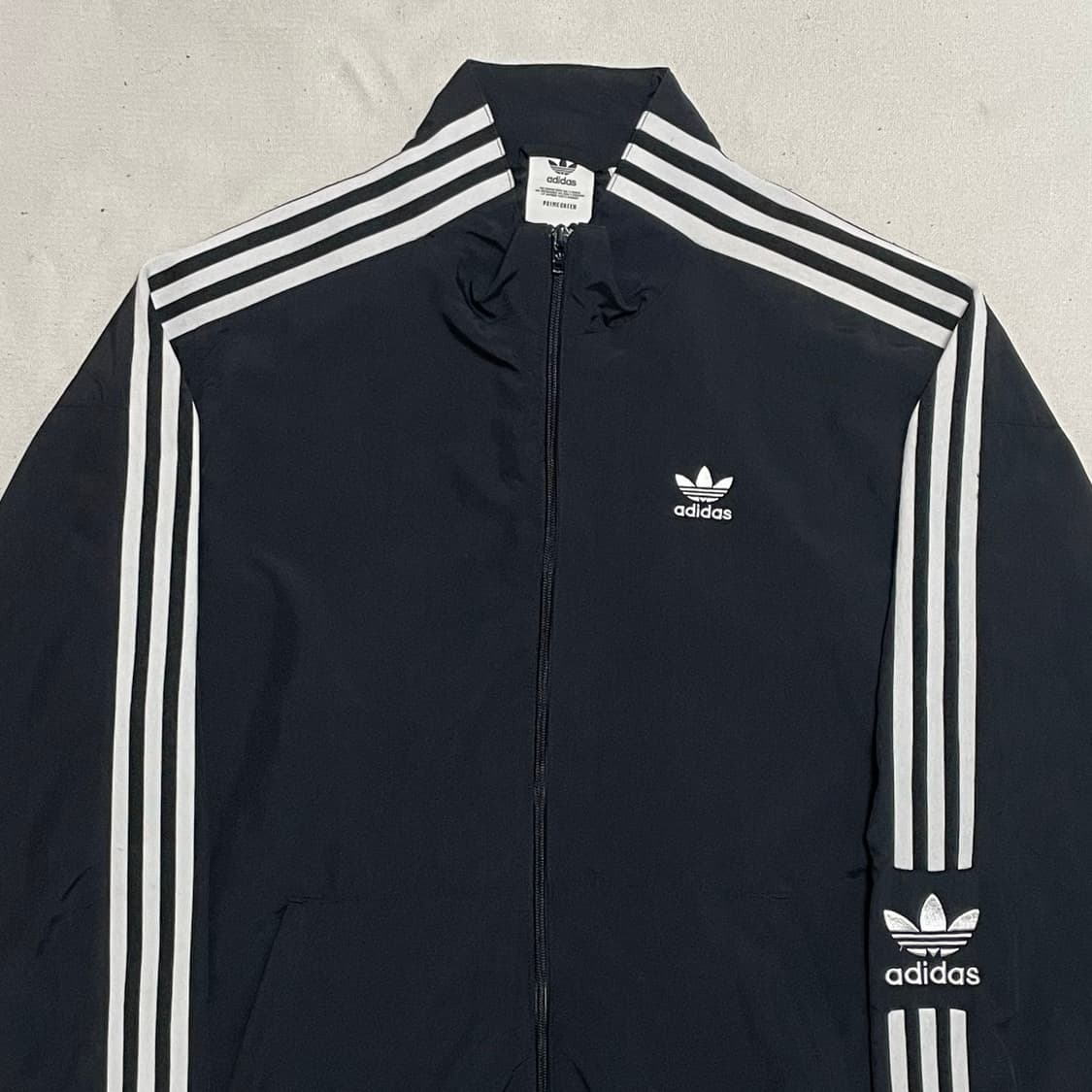 XL 아디다스 블랙 우븐 트랙탑 상품이미지1