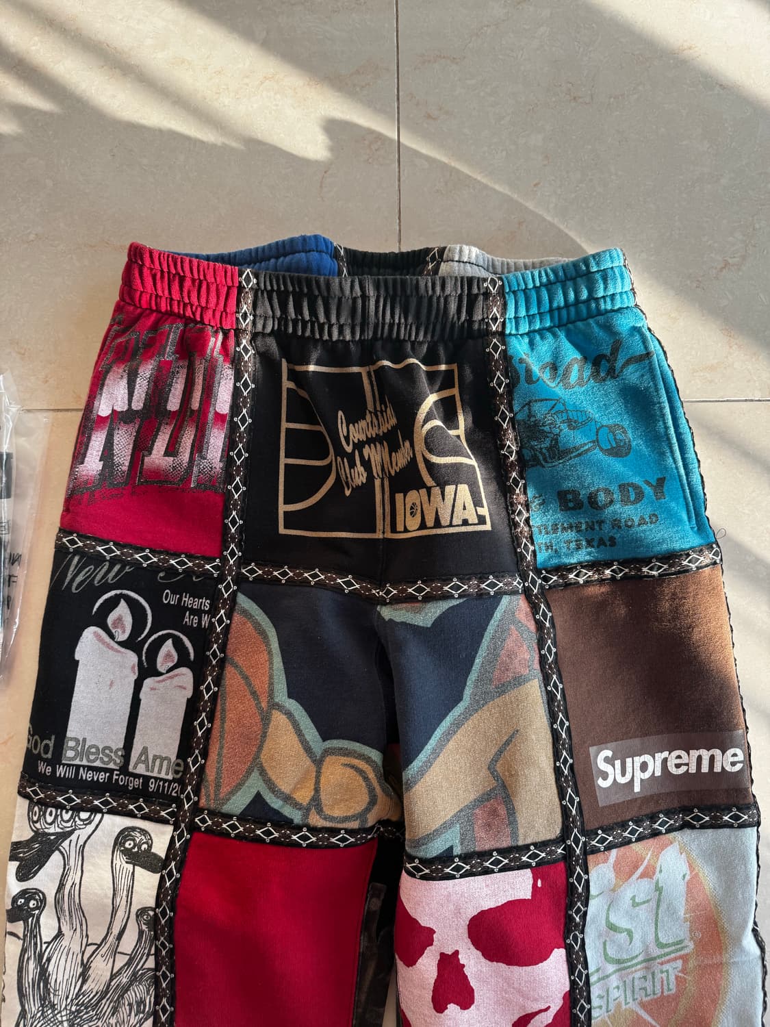 슈프림 x 넘버 나인 패치워크 스웨트팬츠 멀티컬러 - 25FW 상품이미지3