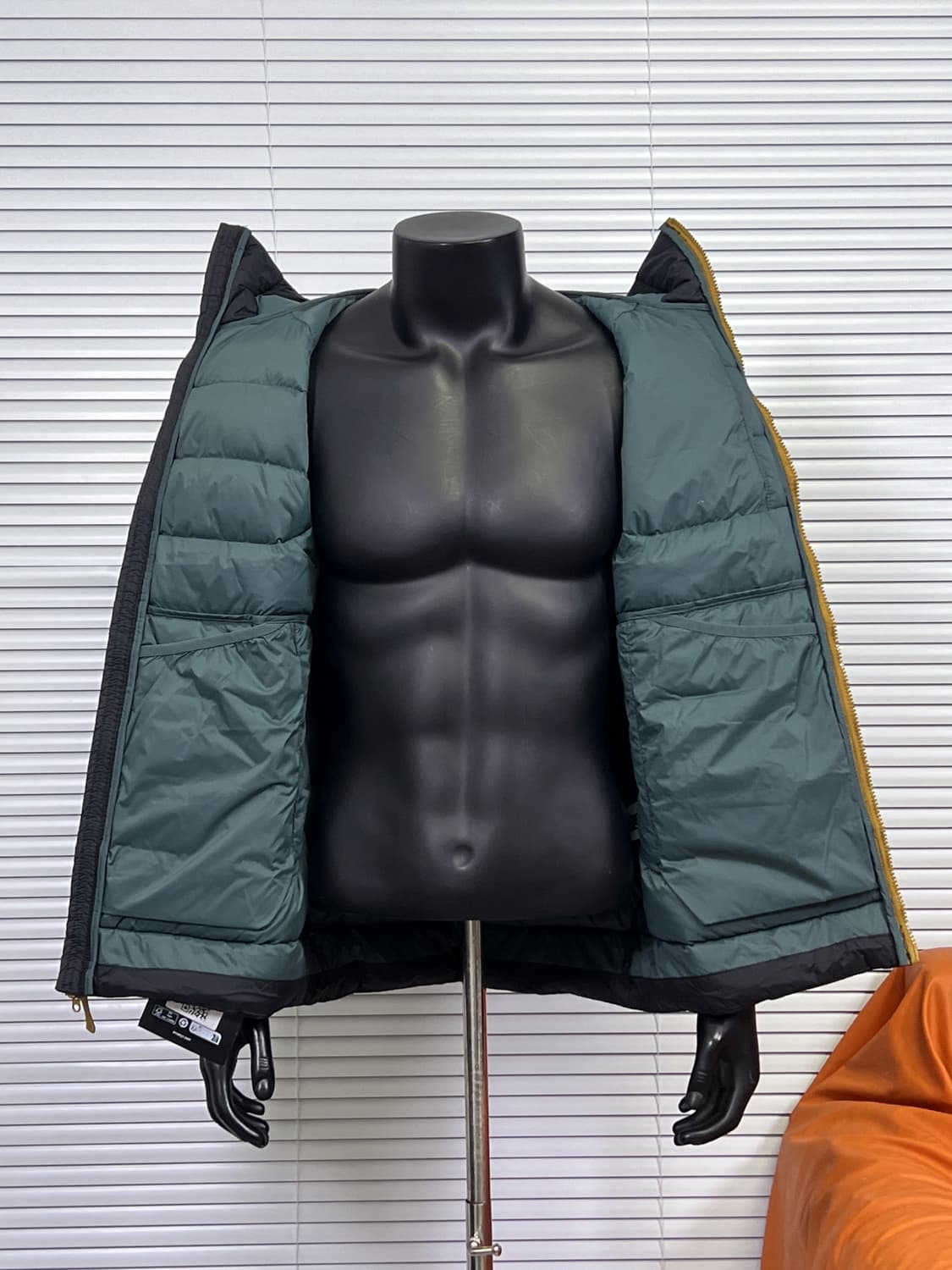 아크테릭스 토륨 다크매직 상품이미지6