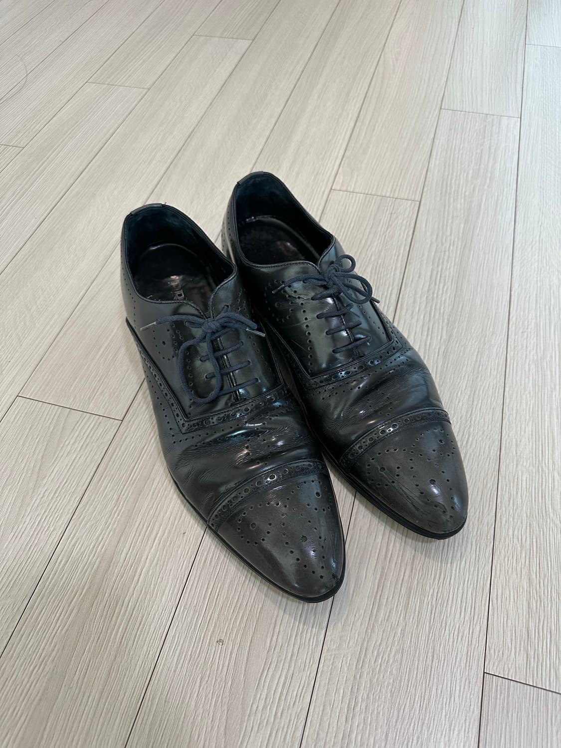 프라다 윙팁 구두 275~285 상품이미지1