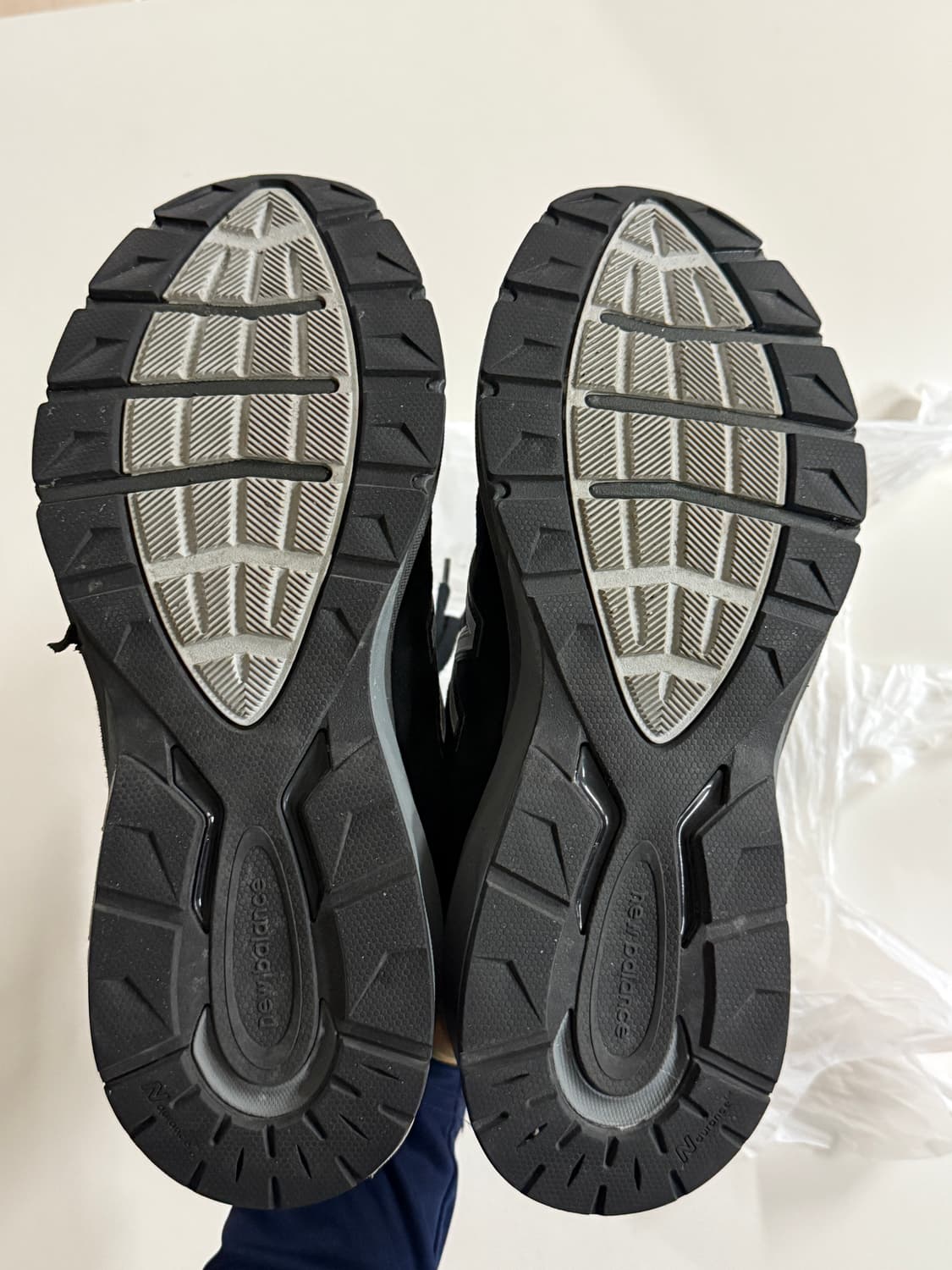 뉴발란스 990v5 블랙 275 상품이미지5