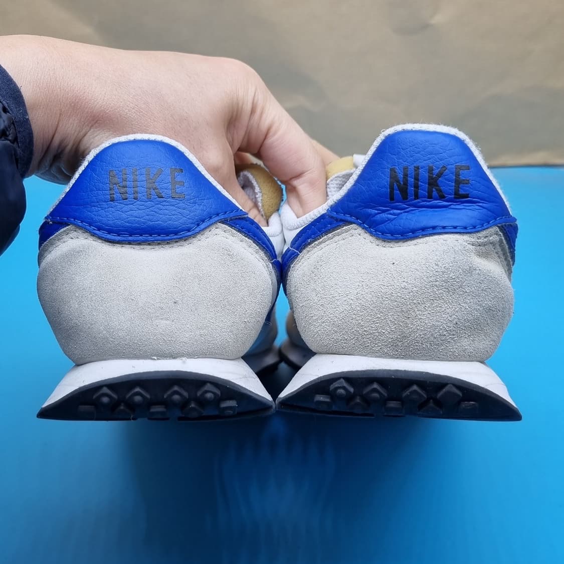 나이키 와플트레이너2 화이트게임로얄240. 상품이미지4