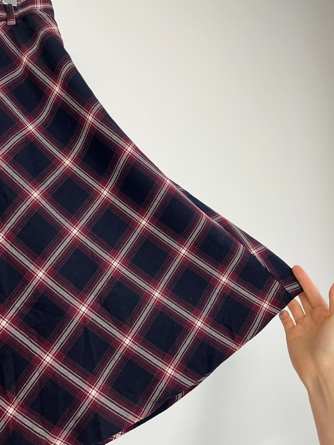 네이비 체크 미디 스커트 상품이미지2