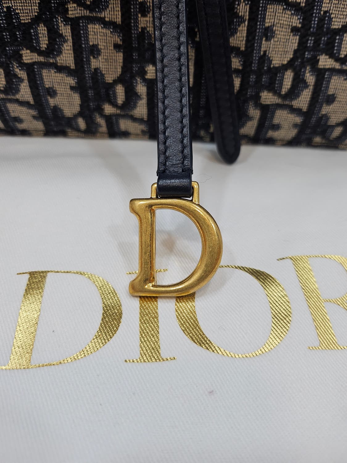 디올 오블리크 새들 파우치 클러치 상품이미지6