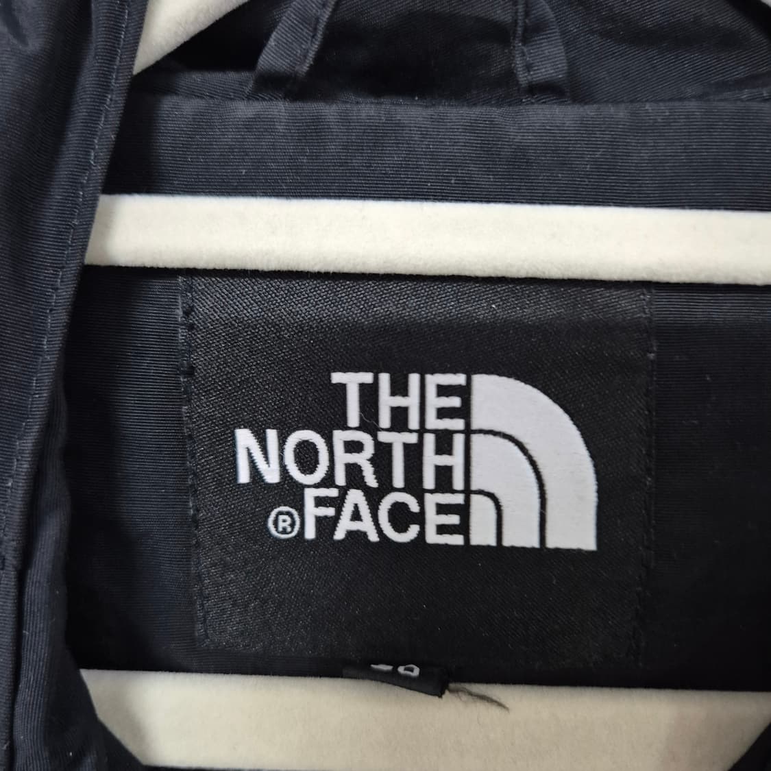 노스페이스 바람막이 남성90사이즈 상품이미지5