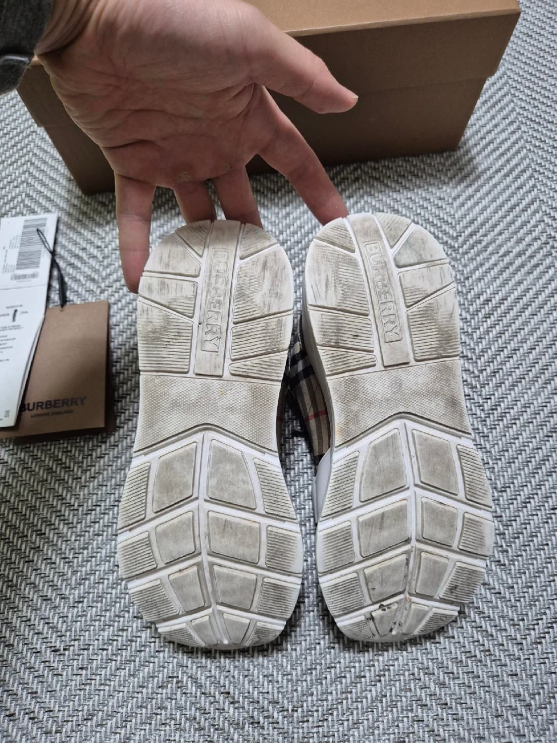 백화점 정품 버버리 스니커즈 37 벨크로 240 상품이미지6