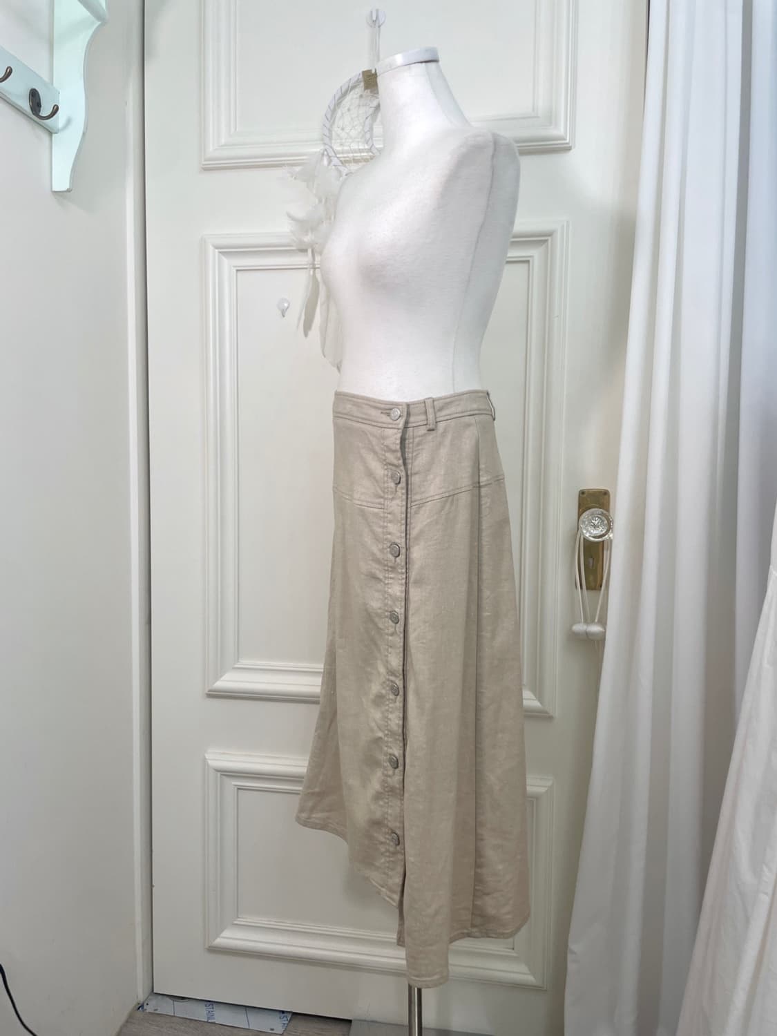 beige denim unbalance button point long 상품이미지2