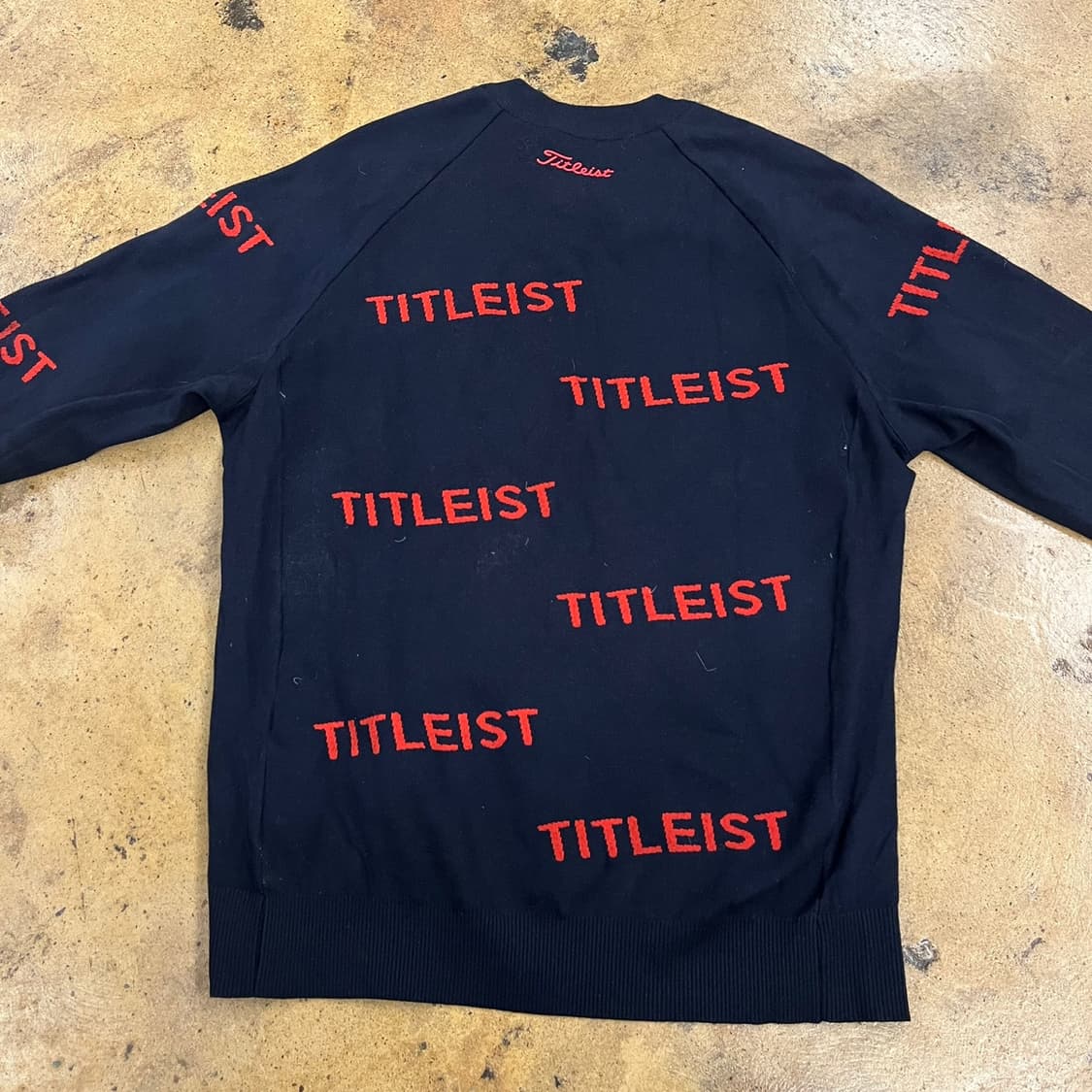 [정품] 타이틀리스트 올오버 로고 맨투맨 b10 상품이미지4