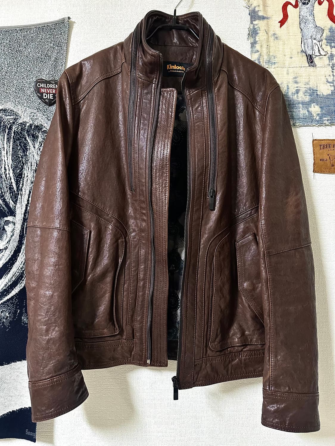 Kinloch Anderson 램스킨 지퍼디테일 하이넥 레더자켓 상품이미지3