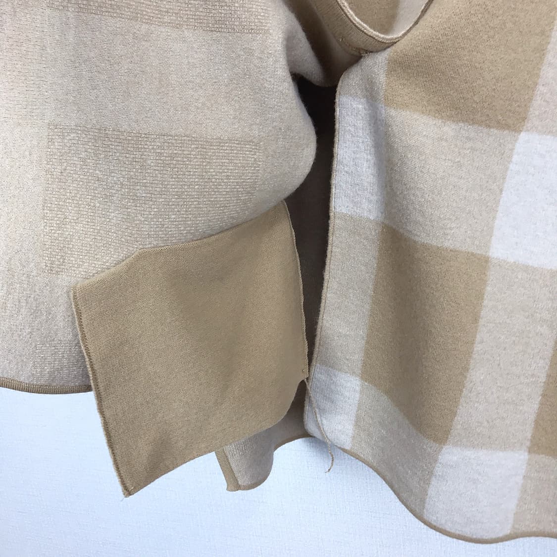 닥스 DAKS 후드 케이프 울 여성 가디건 상품이미지6