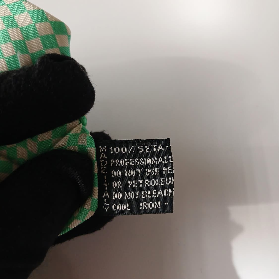 지아니 베르사체 실크 민트 체크 넥타이 10.2cm B등급 A18802
 상품이미지10