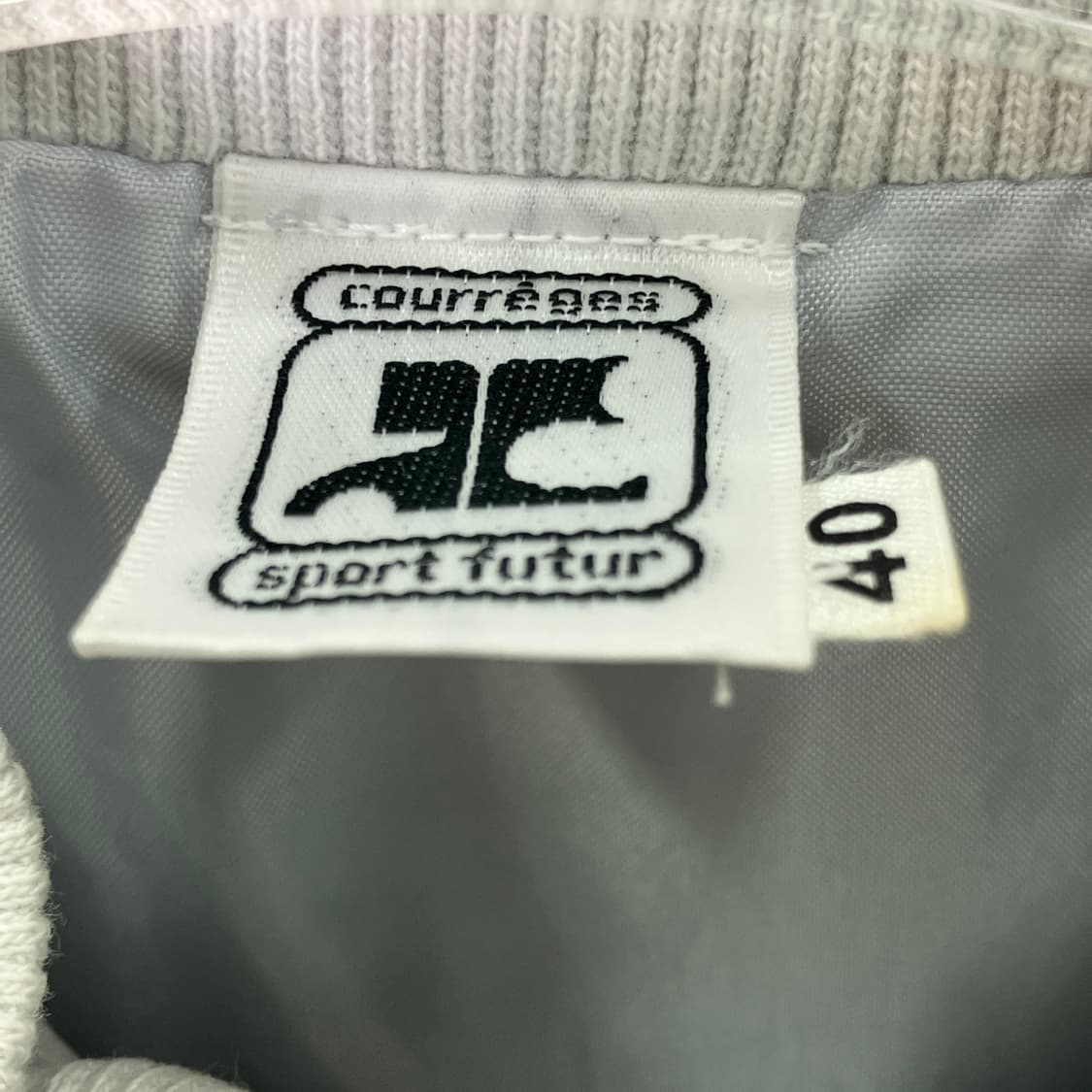 꾸레쥬 스포츠 퓨처 패딩 베스트 40 상품이미지3