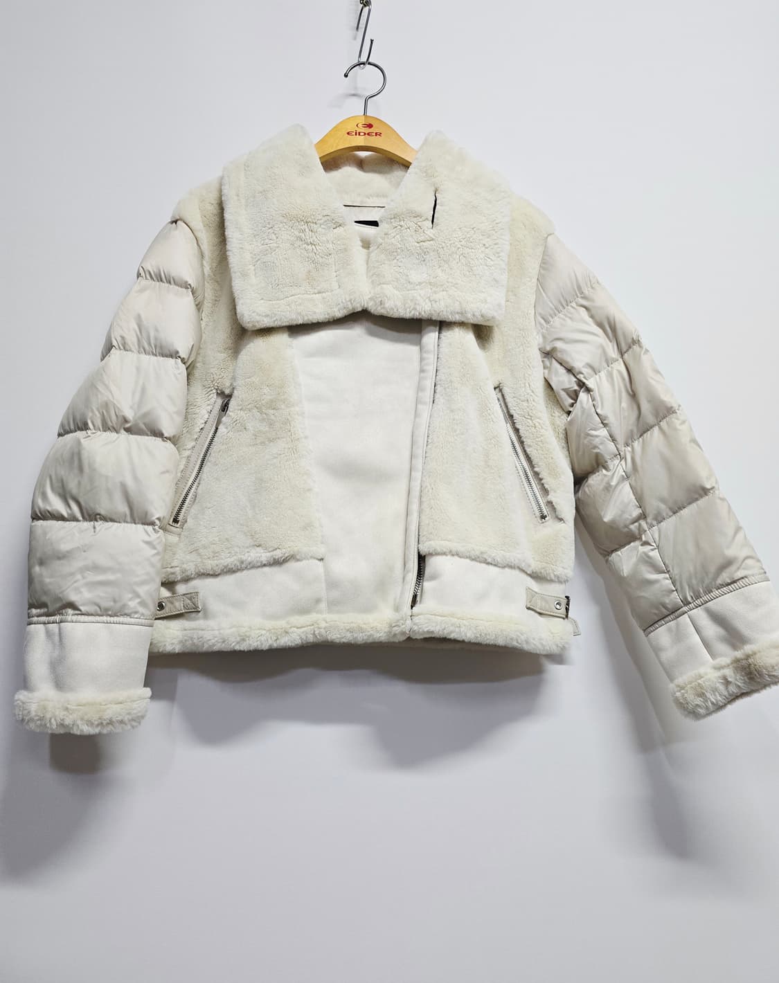 la tium 여성 아이보리 무스탕 다운패딩자켓95 상품이미지1