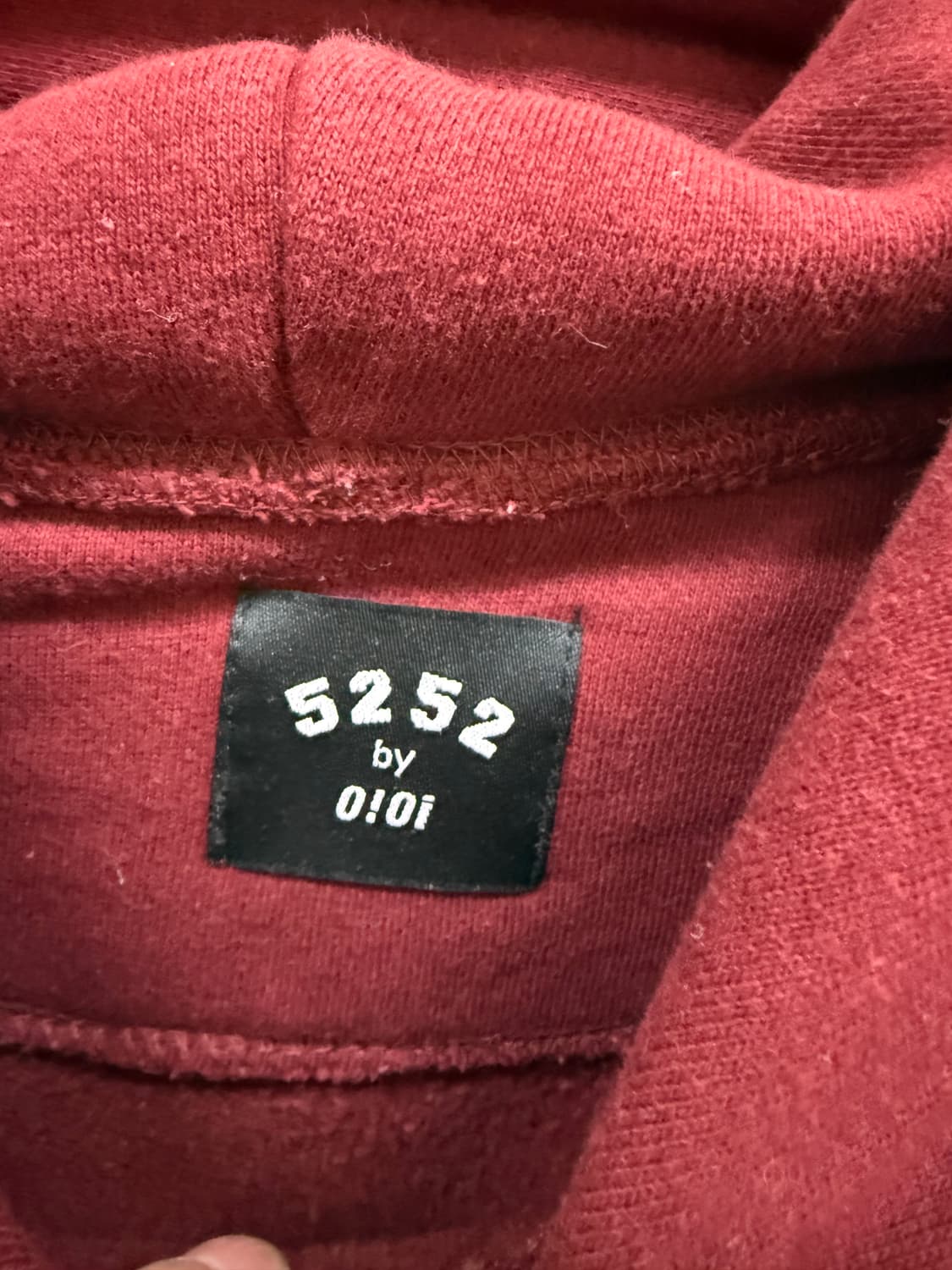 오아이오아이 버건디 아방방 후드티 상품이미지4