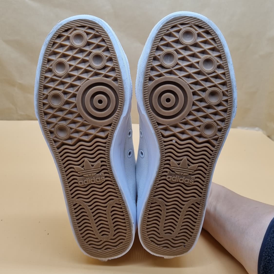 아디다스 니짜 트레포일 여성스니커즈235  상품이미지3