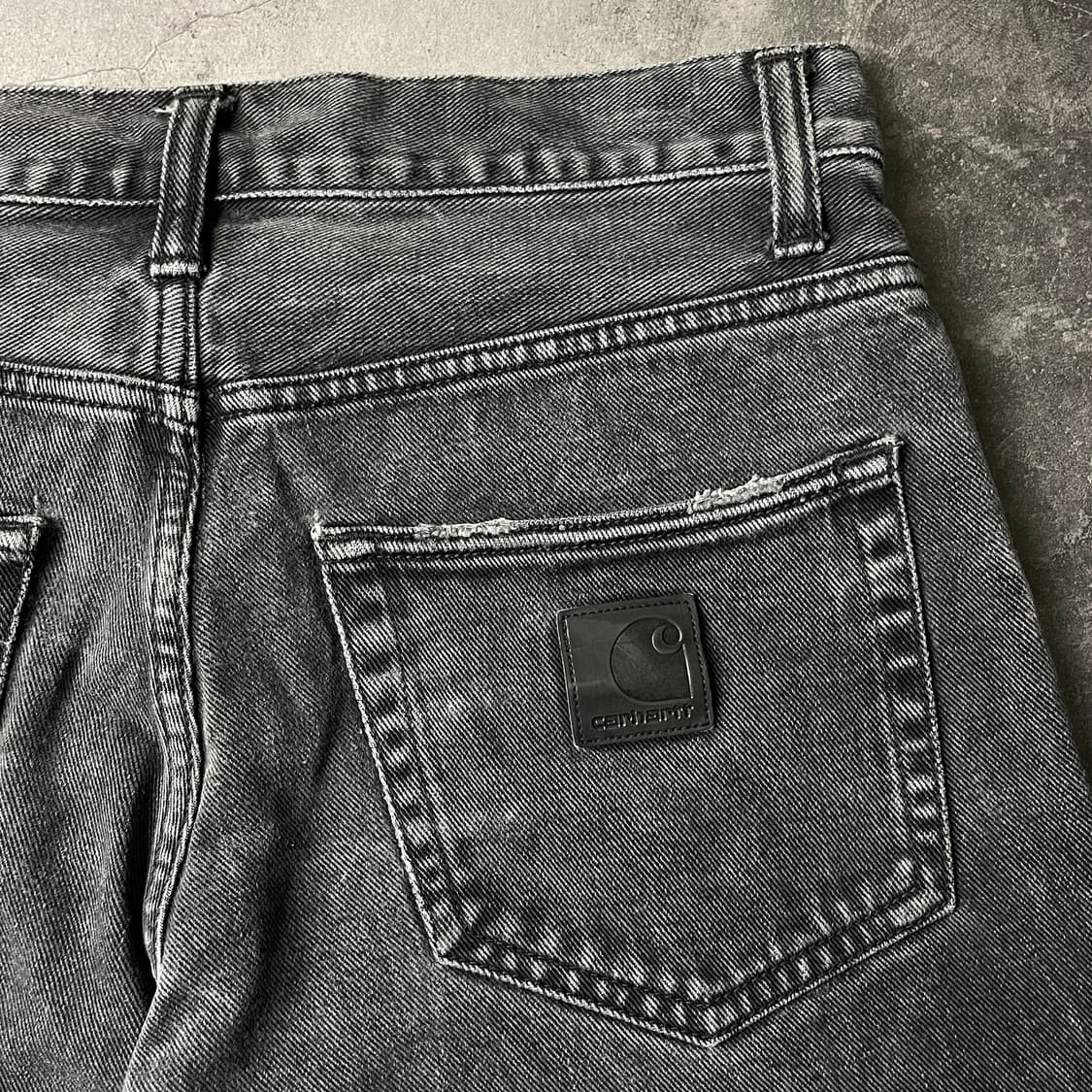 CARHARTT 칼하트 WIP 슬림 테이퍼드 흑청 데님 팬츠 A00828 상품이미지7