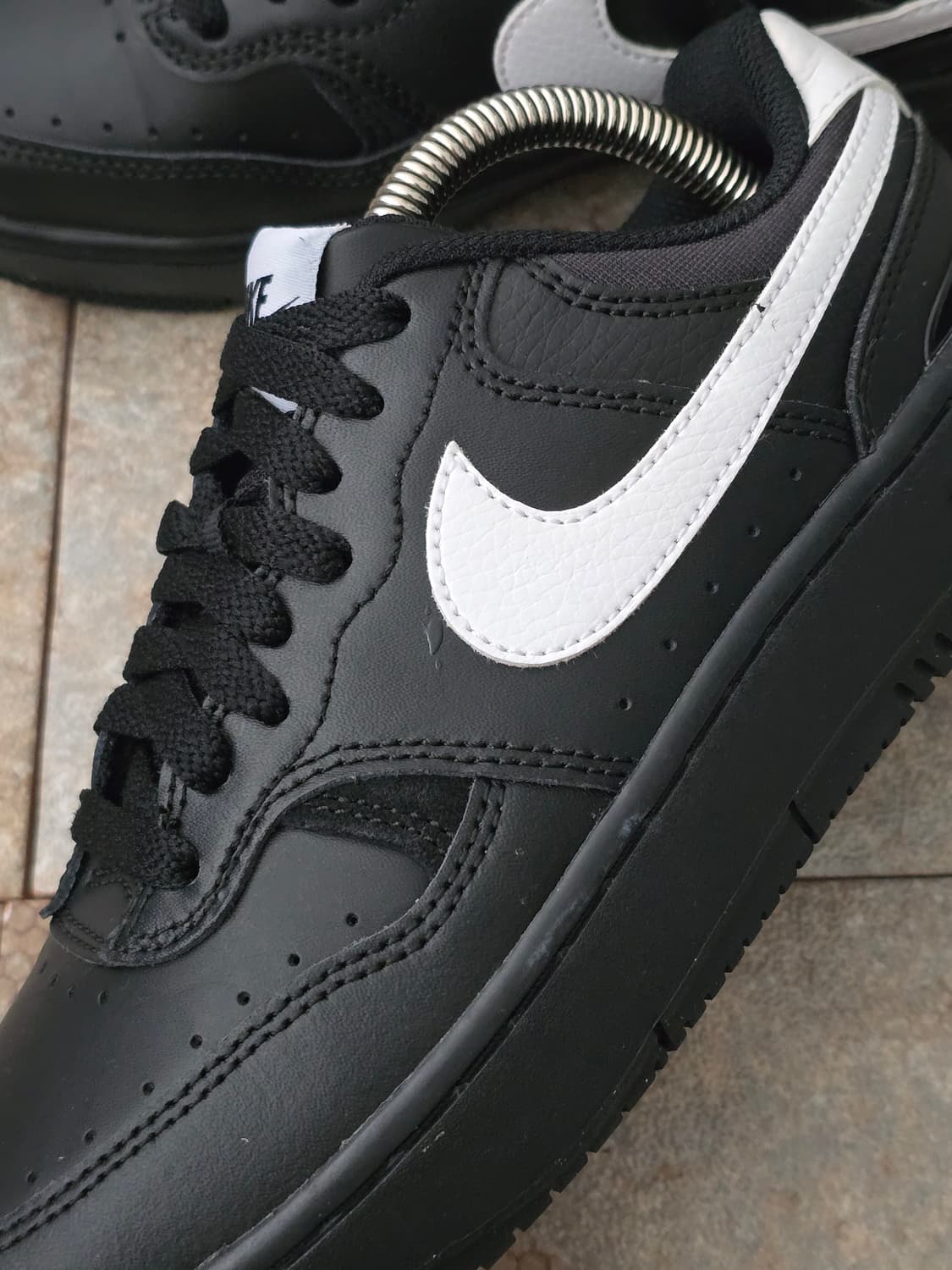 (230)나이키 감마 포스 블랙 화이트 상품이미지4