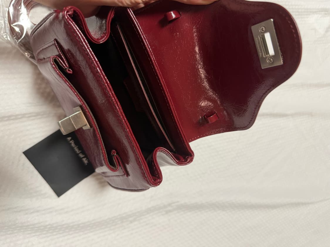 아포아 파오 미니 토트백 버건디 새상품 상품이미지4