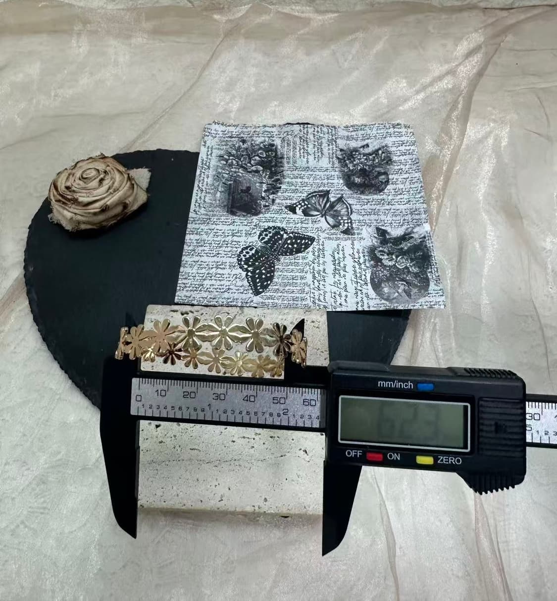 빈티지 플라워  메탈 팔찌 상품이미지2