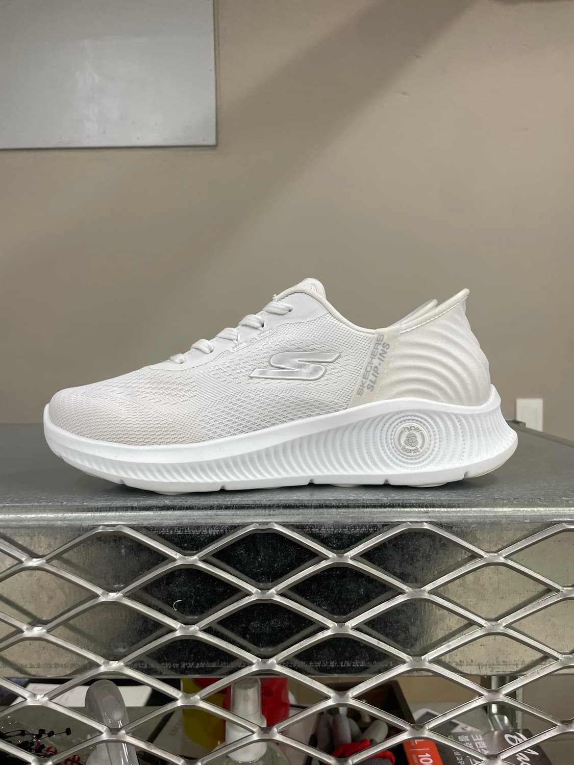 스케쳐스 고워크 애니웨어 260 상품이미지1