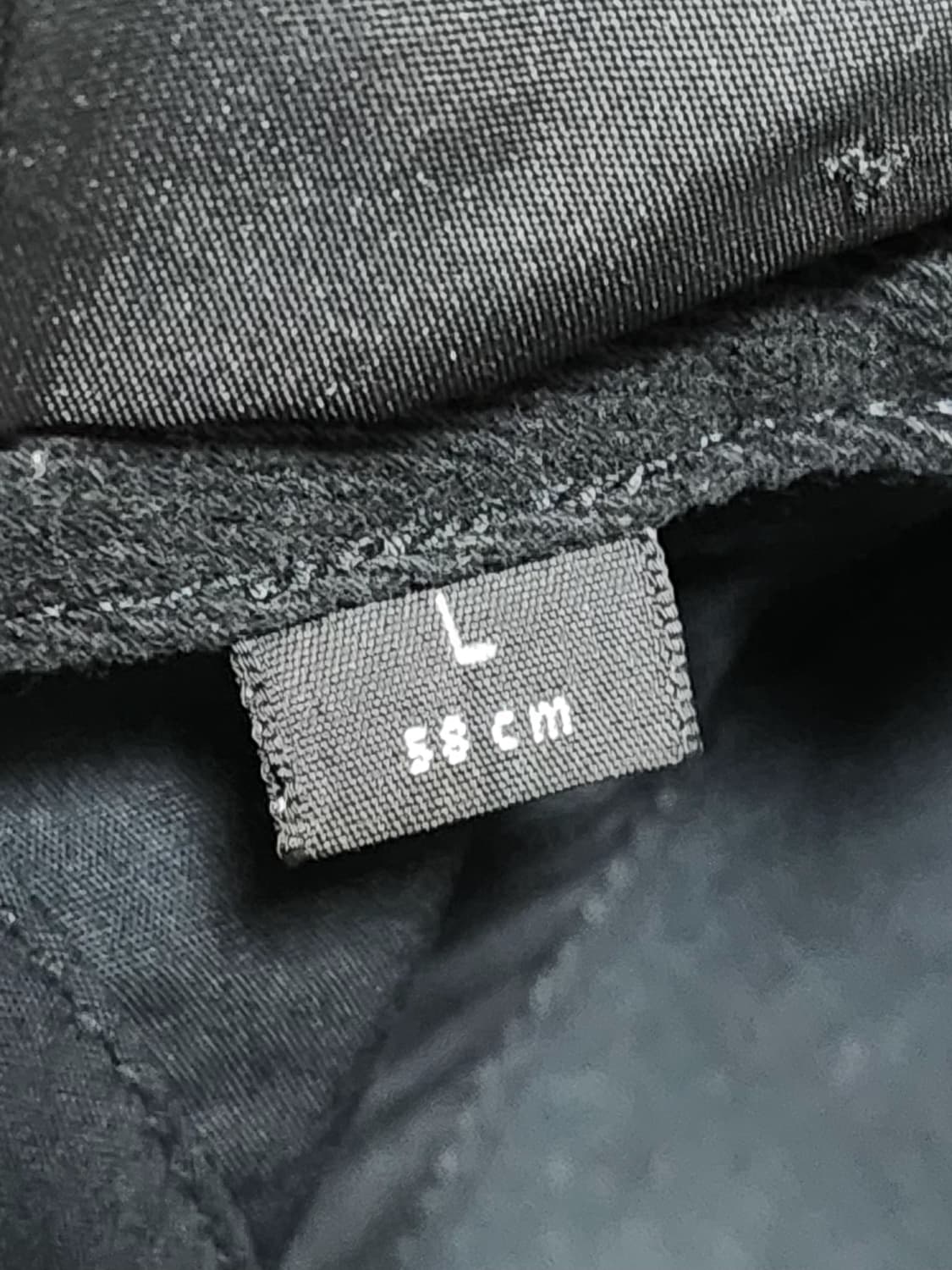 L 발렌시아가 블랙 자수 로고 볼캡 모자 상품이미지6