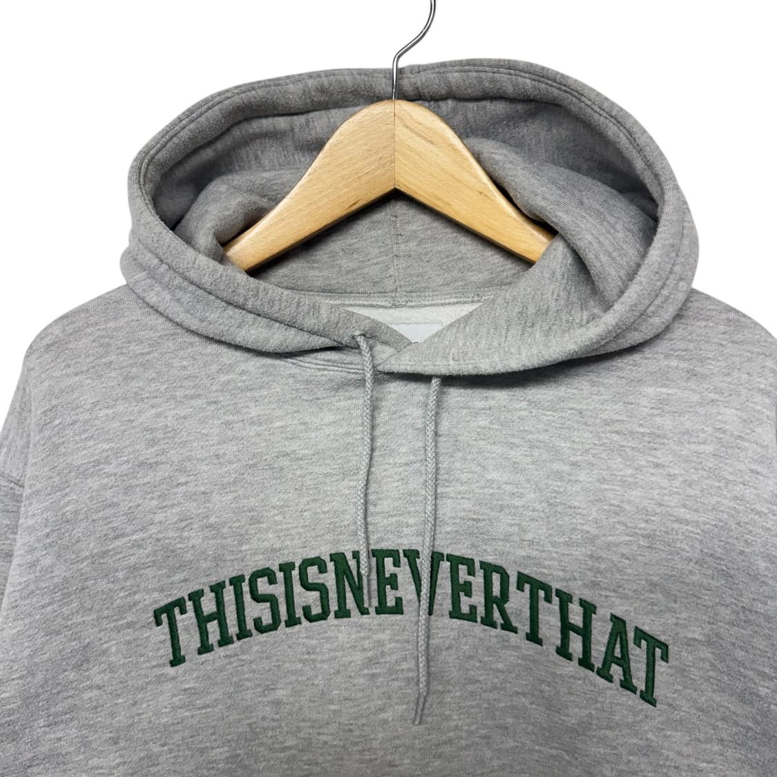 디스이즈네버댓 자수로고 후드티 상품이미지2