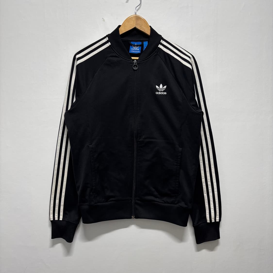 아디다스 블랙 슈퍼스타 져지 상품이미지1