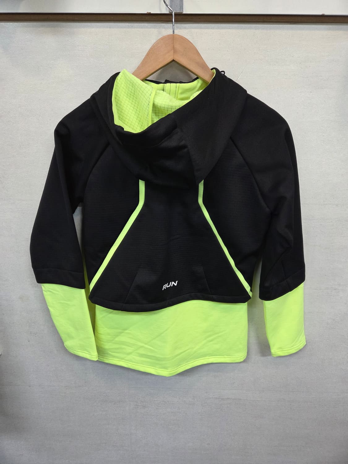 데상트 여성 하이브리드 러닝 레이어드 기능성 후드집업 85 상품이미지2