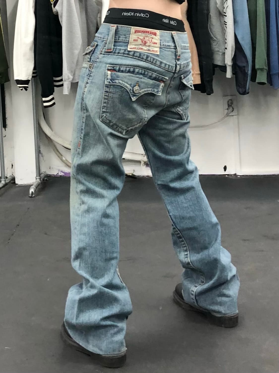 트루릴리전 부츠컷 데님팬츠 상품이미지3