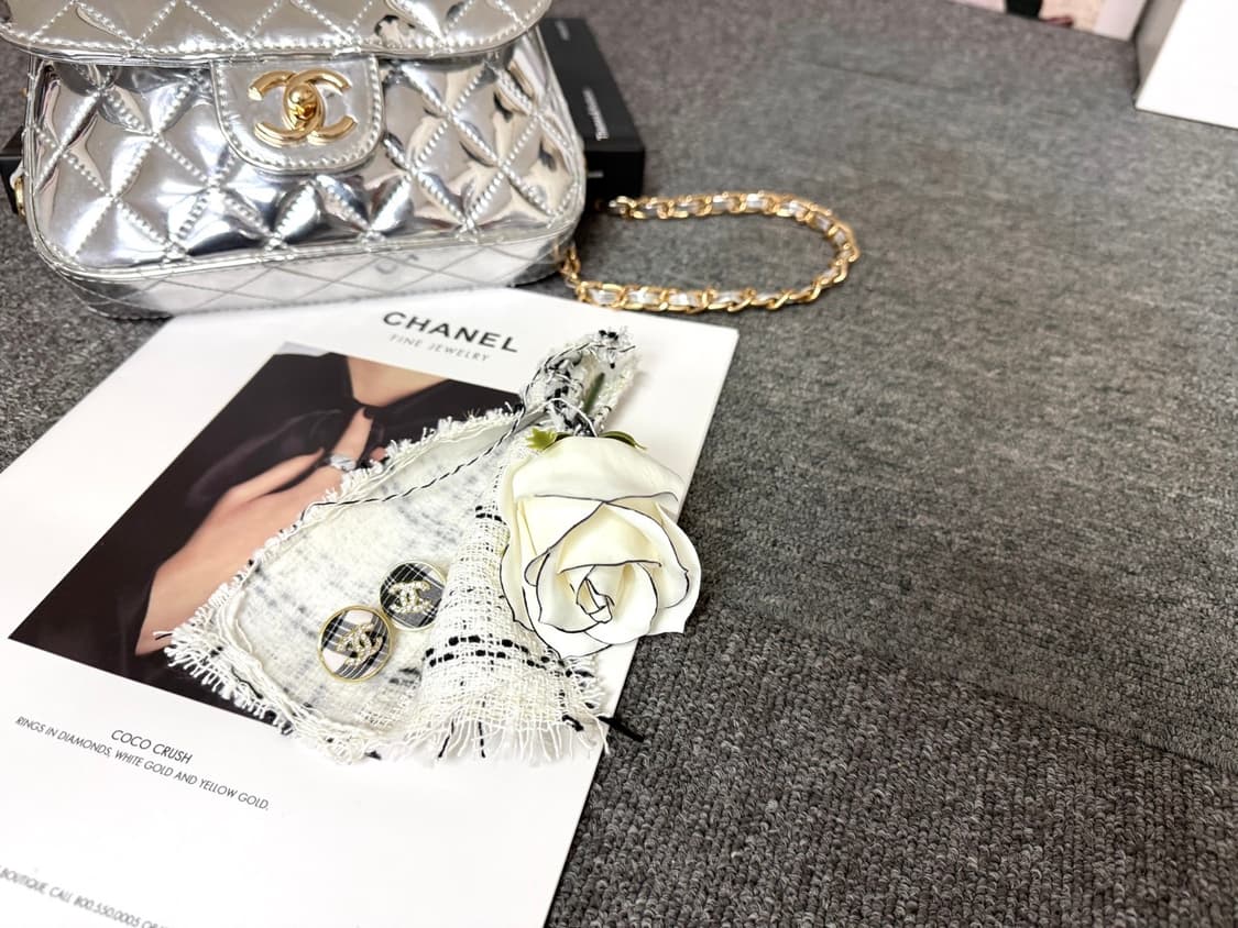 샤넬 빈티지 체크 큐빅 이어링 상품이미지9