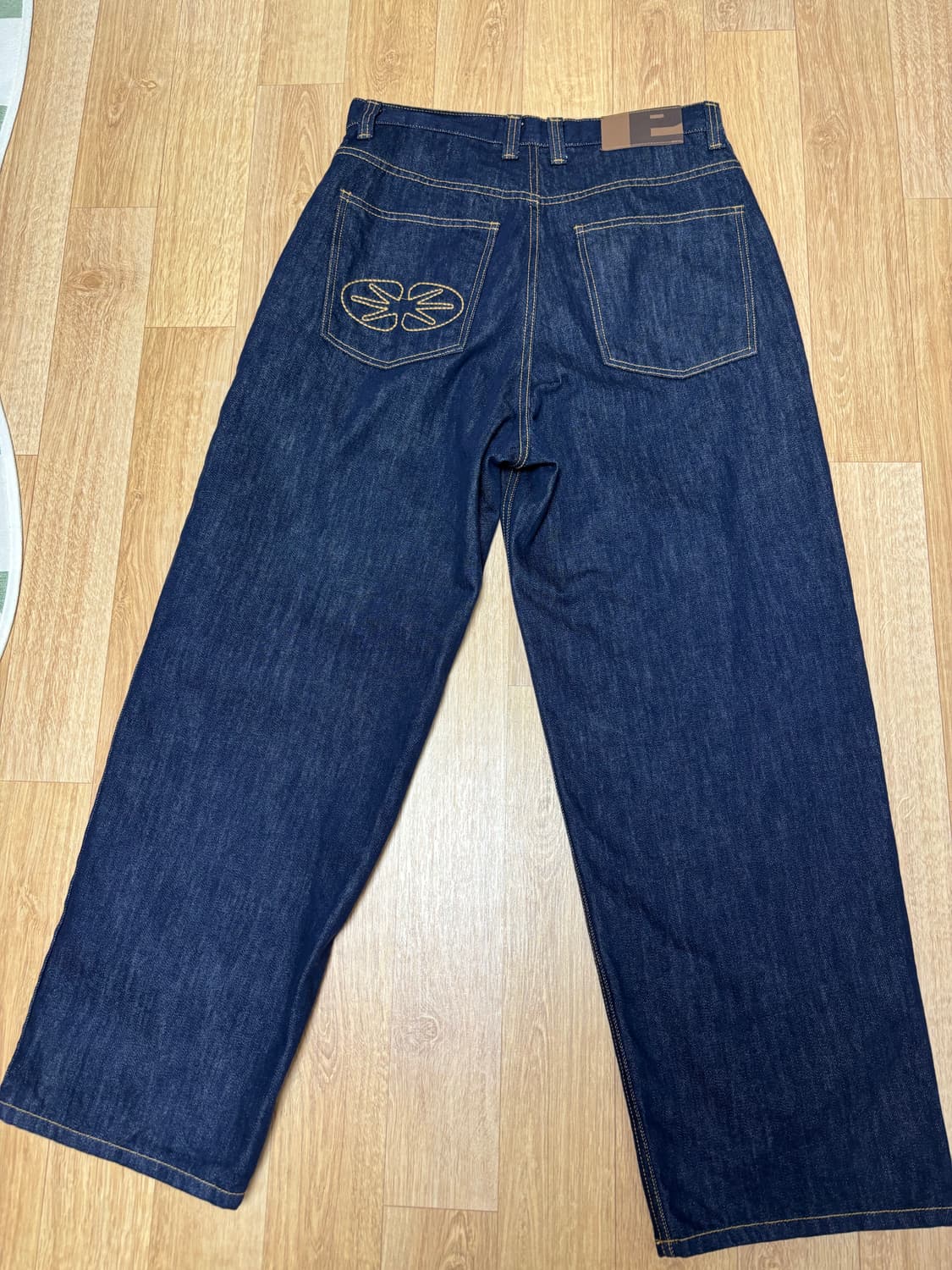 ertr 이알티알 데님팬츠 m사이즈 판매합니다 상품이미지2