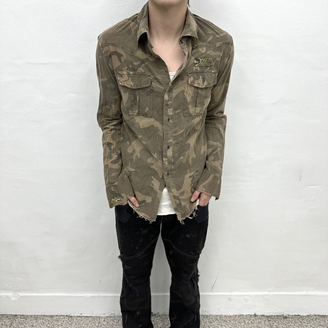 Python embroidery camo shirts 상품이미지2