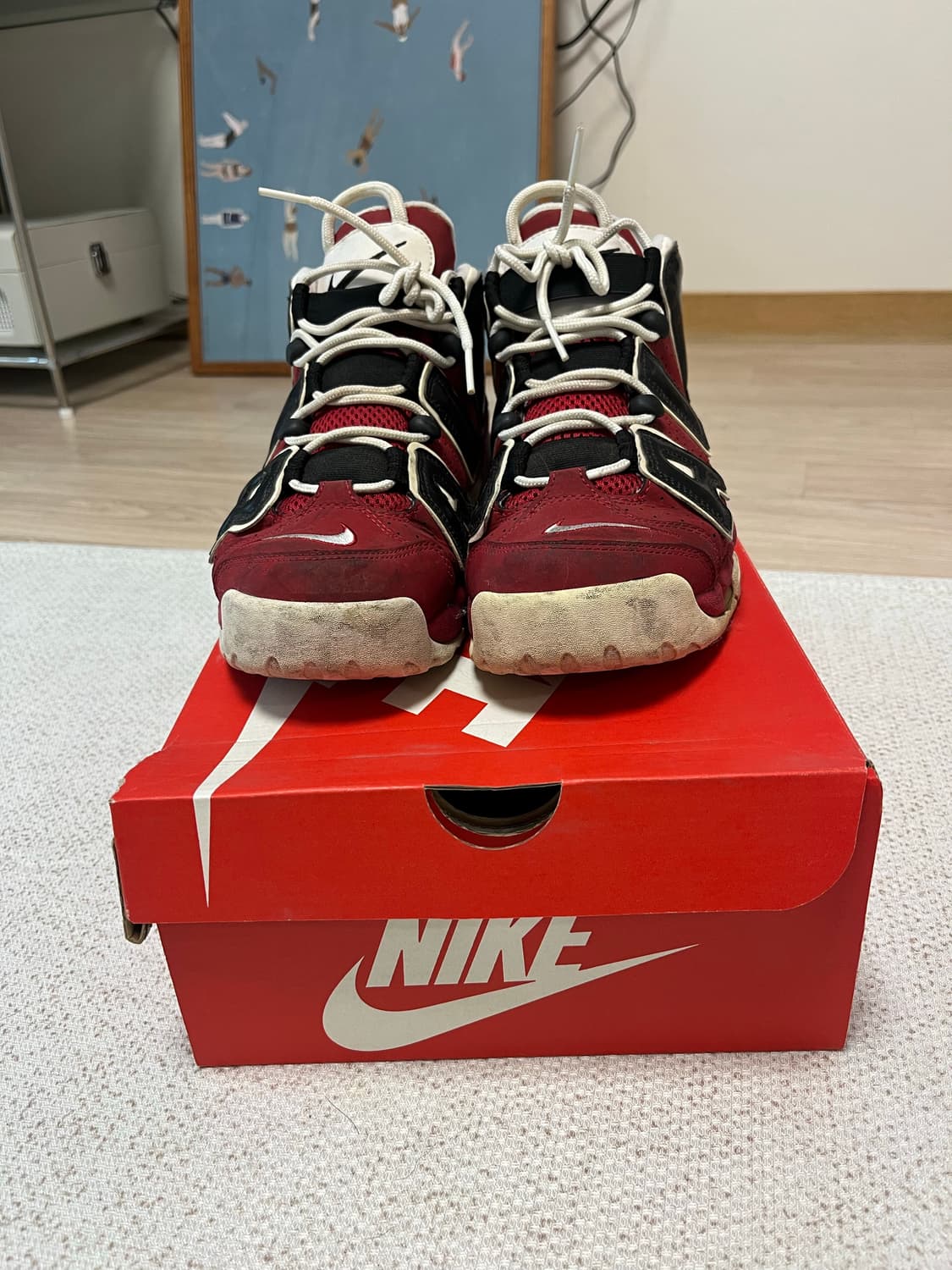 나이키 에어모어 업템포 빨/검 상품이미지1