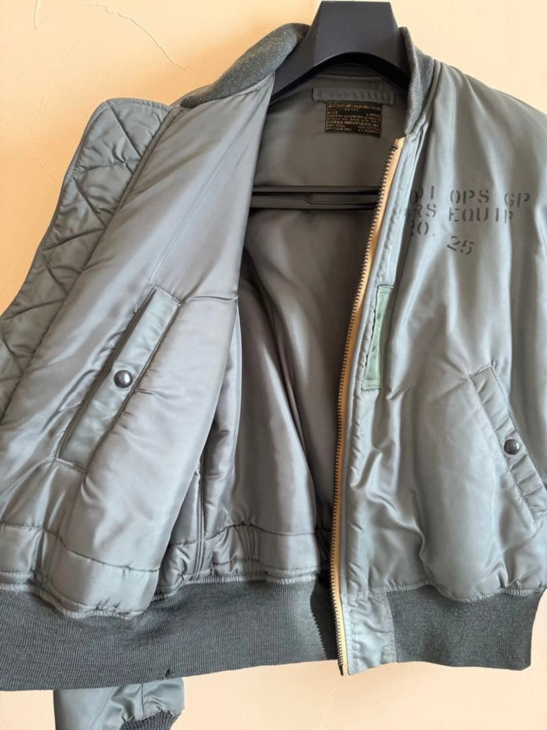 더 리얼 맥코이 MA-1 플라이트 재킷 상품이미지5