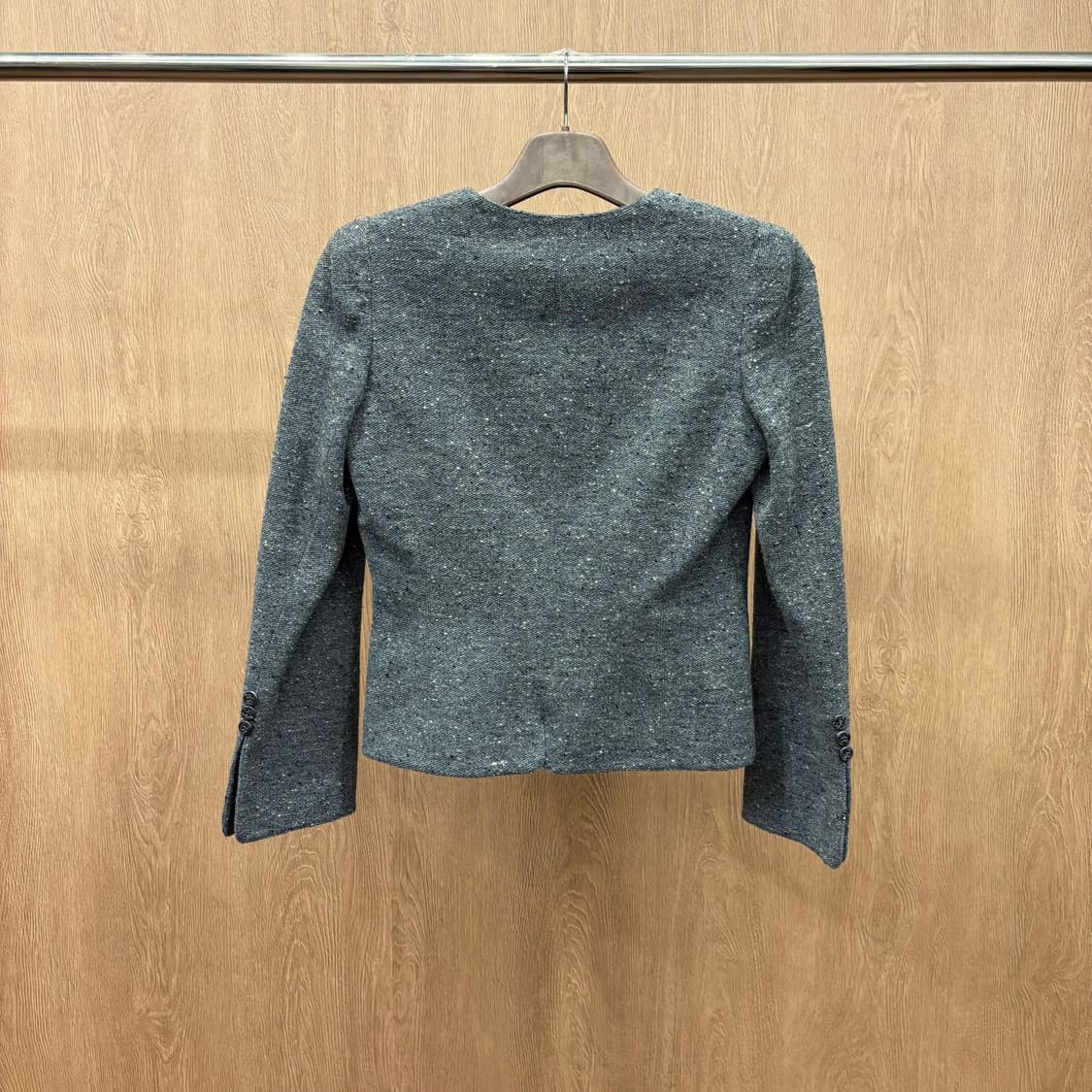 크리스찬 디올 노카라 멜란지 트위드 자켓 사이드 슬릿 포켓 디테일 차콜 상품이미지3