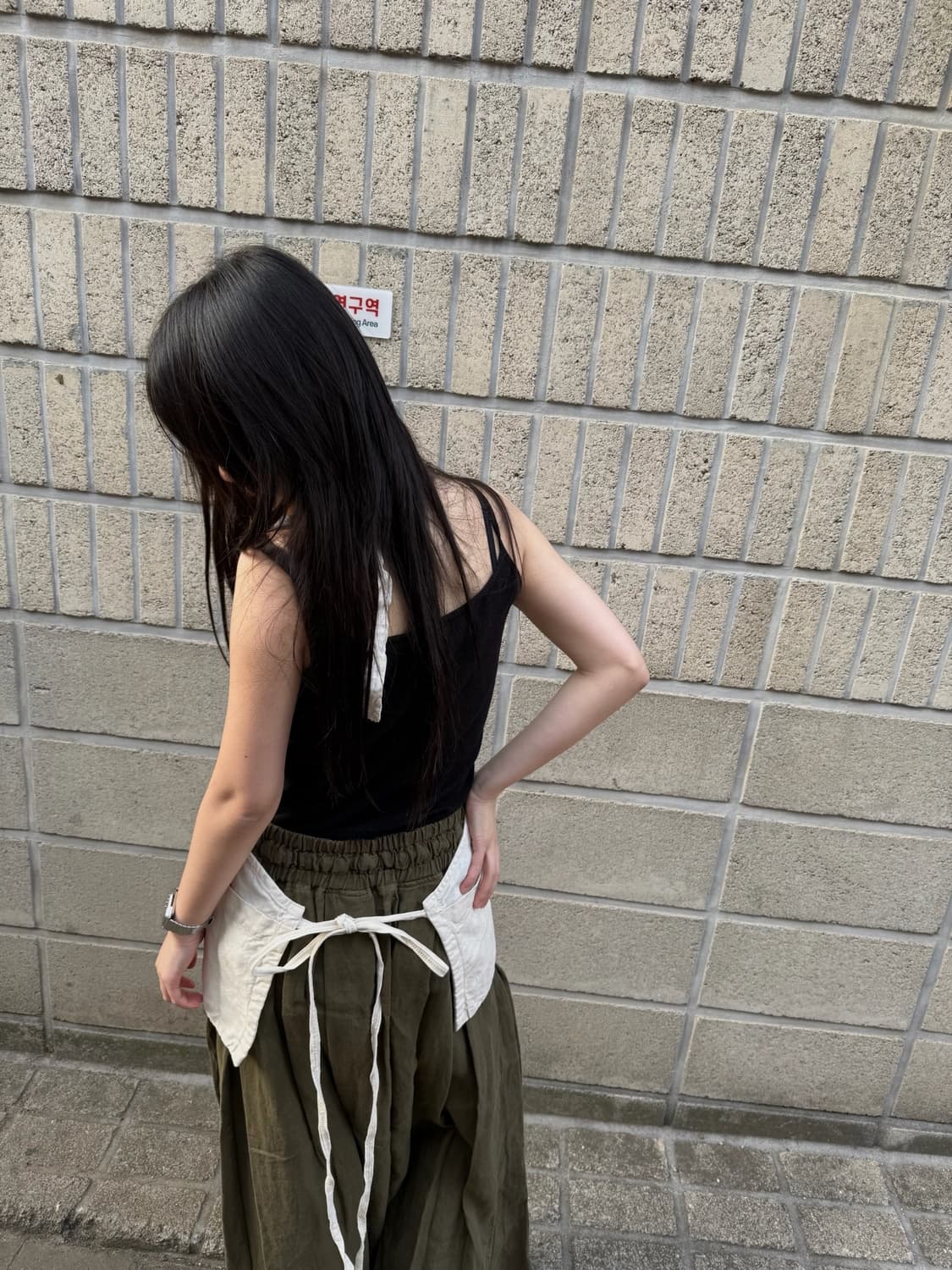 캐피탈 멀티 포켓 디테일 에이프런 상품이미지8