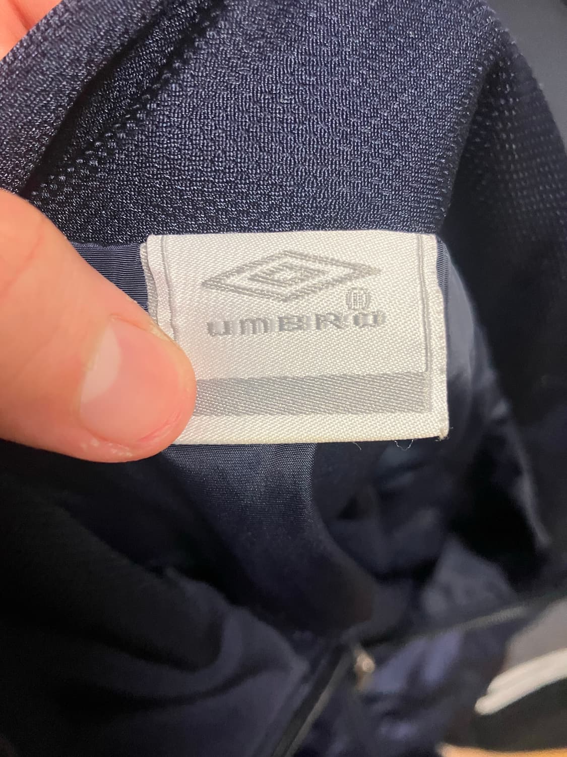 엄브로 바람막이 상품이미지3