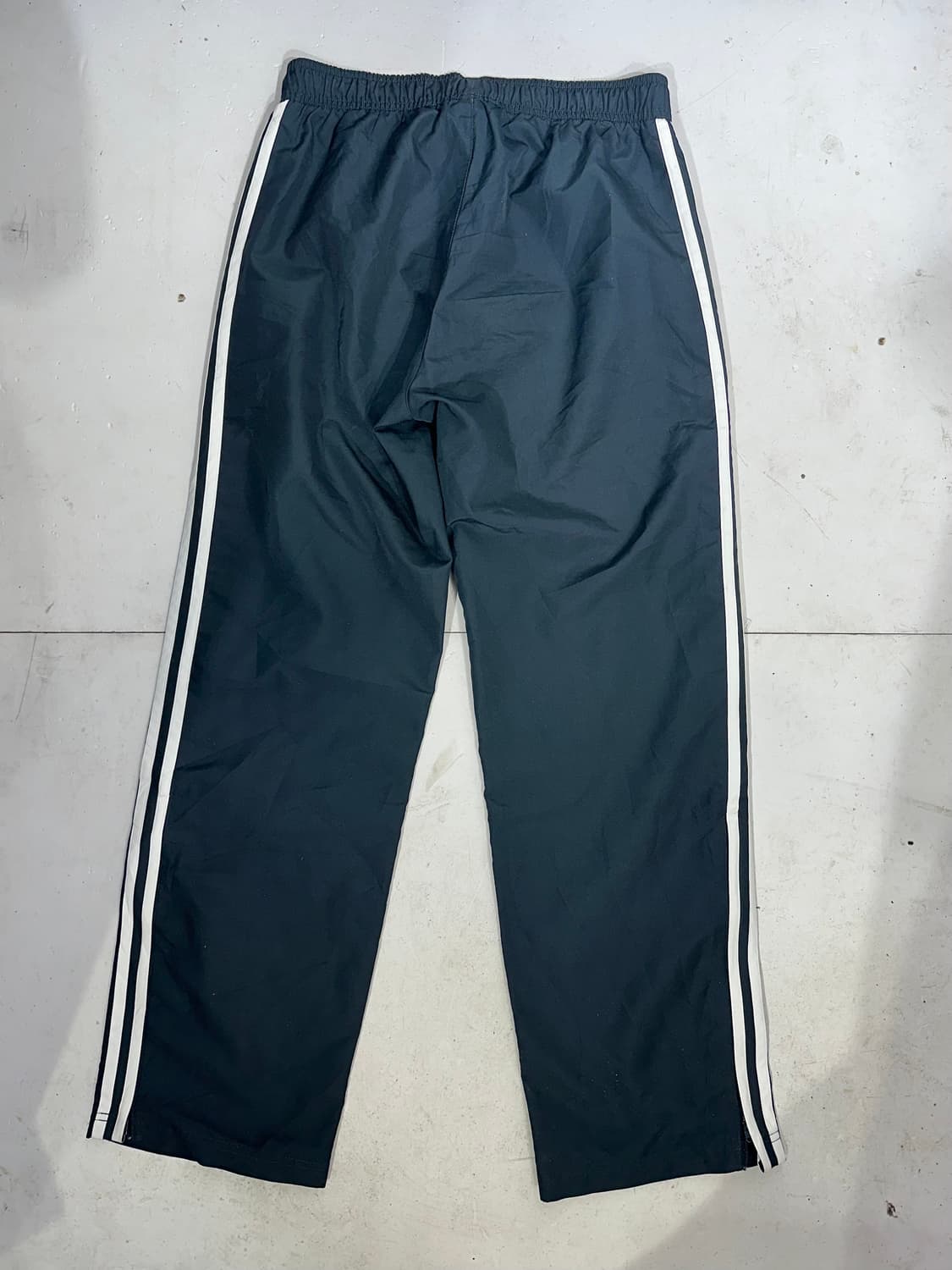 아디다스 차콜 화이트 삼선 와이드 트랙 팬츠 M 상품이미지5