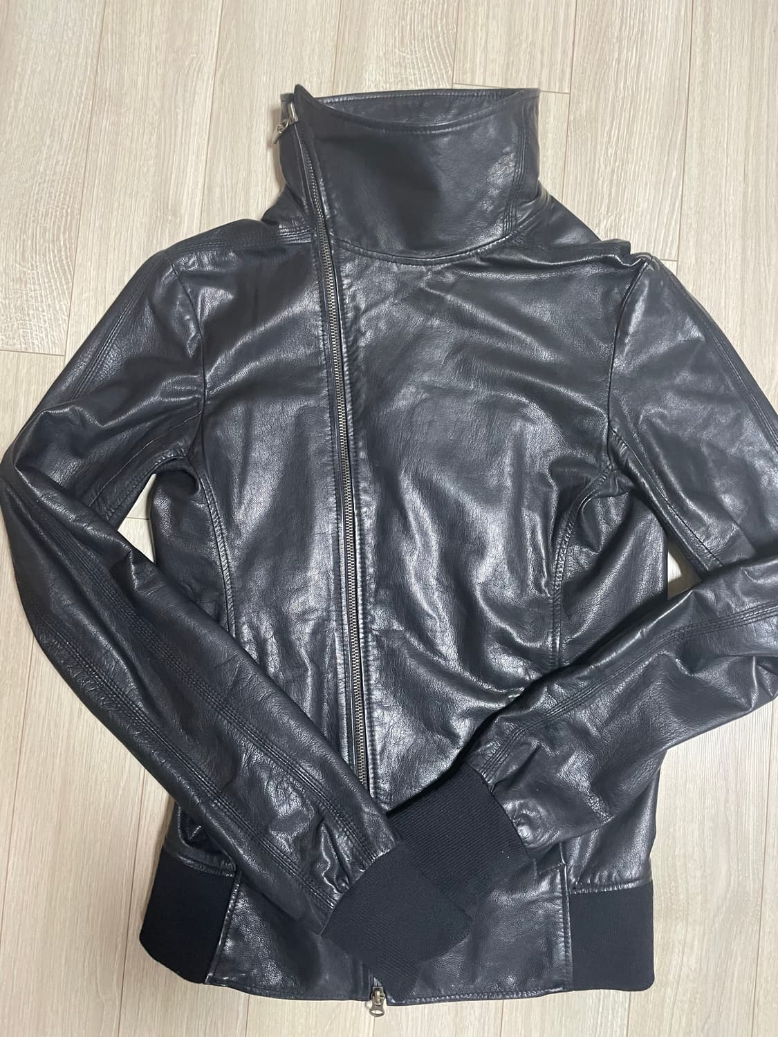 하이넥 사선 비대칭 레더자켓 릭오웬스st 상품이미지1