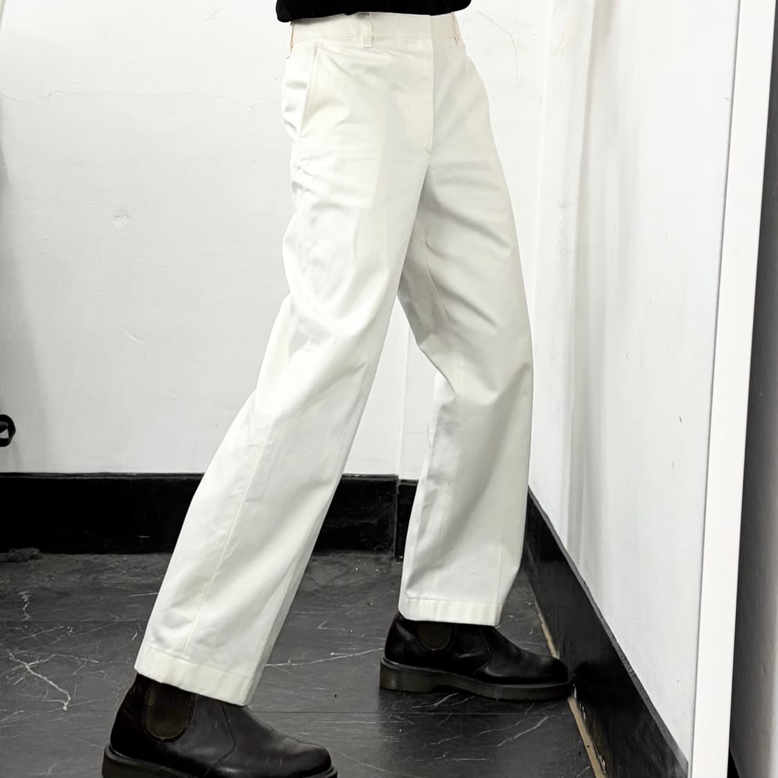 솔리드옴므 21SS 화이트 팬츠 상품이미지3