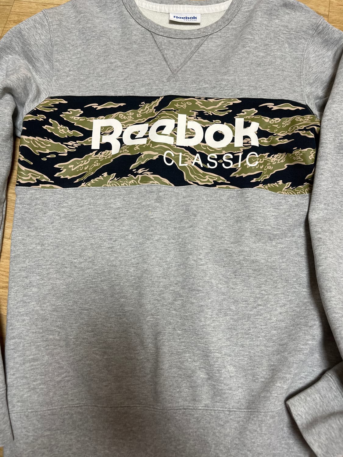 Reebok 맨투맨 상품이미지2