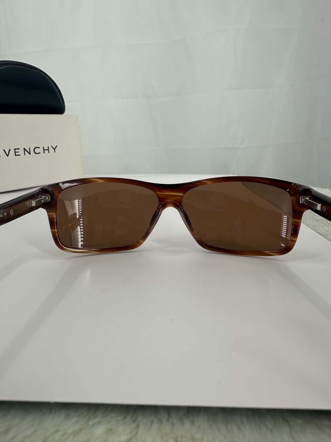 [새상품 무료배송] 정품 지방시 Made in Italy 선글라스 상품이미지10