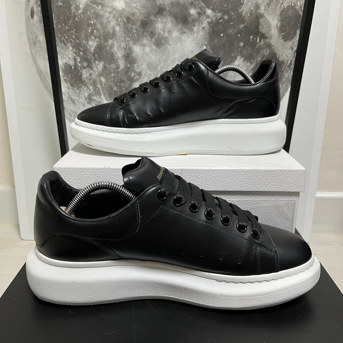 정품 44) 알렉산더 맥퀸 블랙 오버솔 스니커즈 280~285 상품이미지2