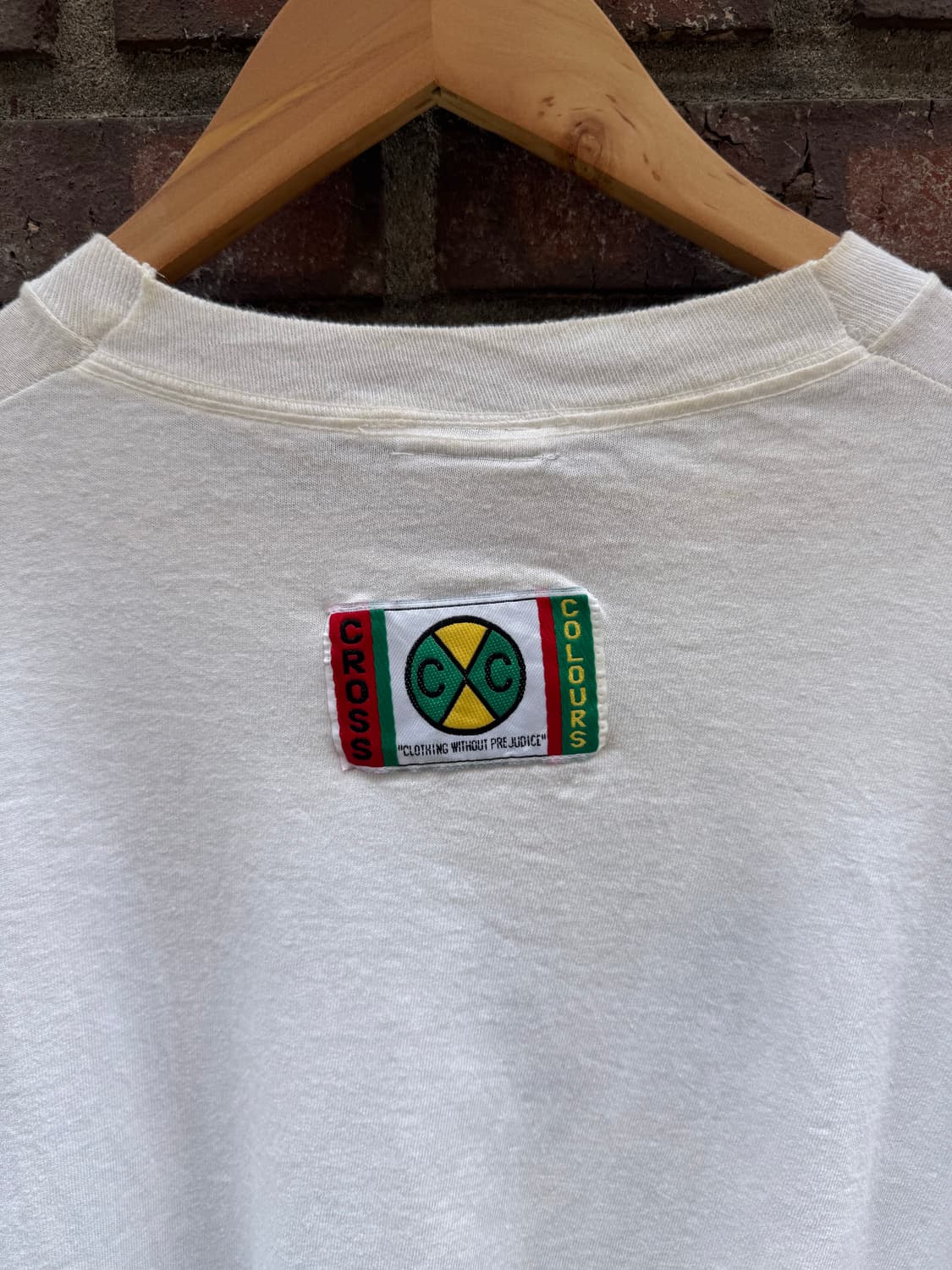 90s Cross Colours “Love See No Colour” 상품이미지3