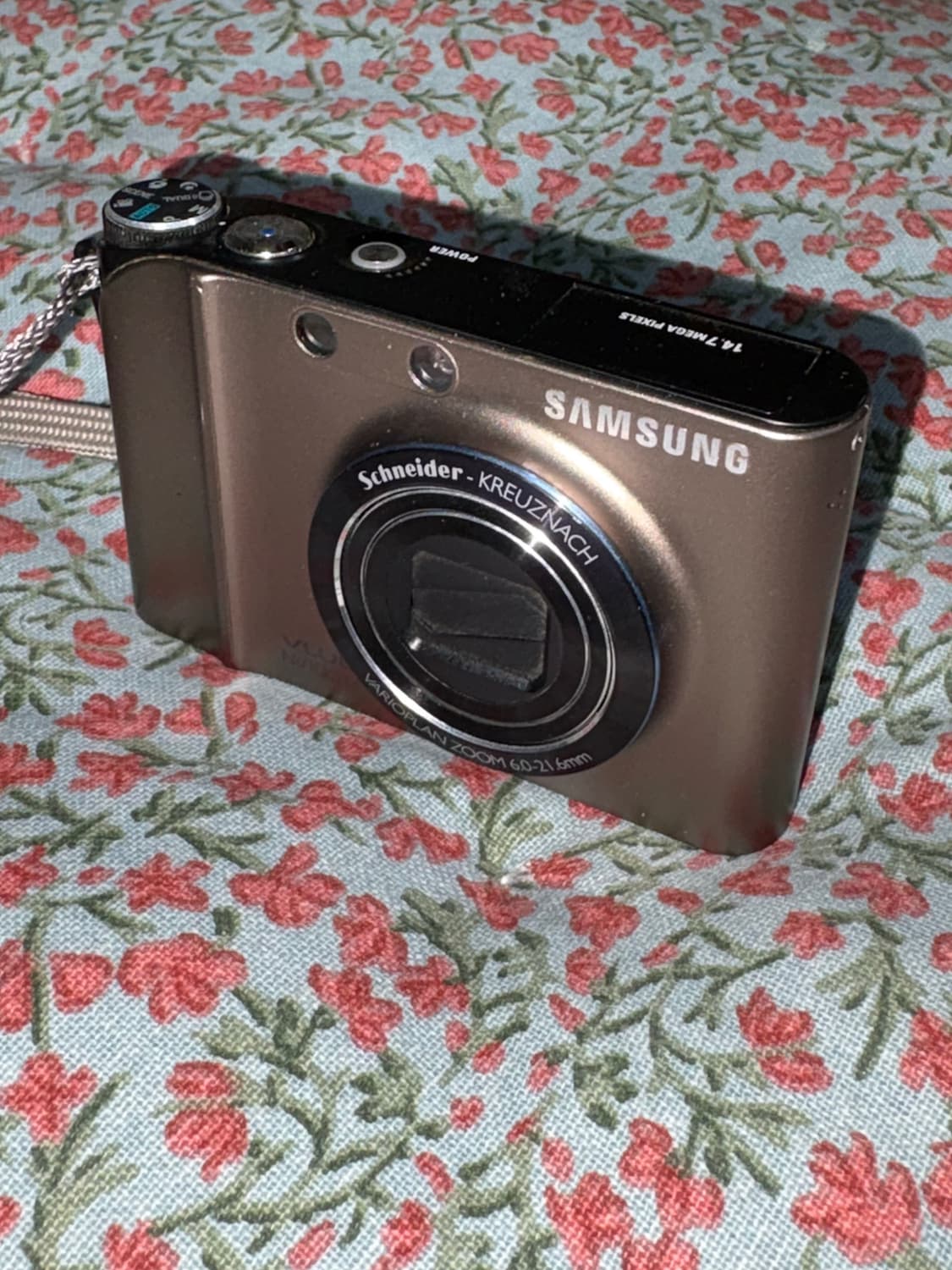 삼성 nv100 디지털카메라 판매합니다 상품이미지1