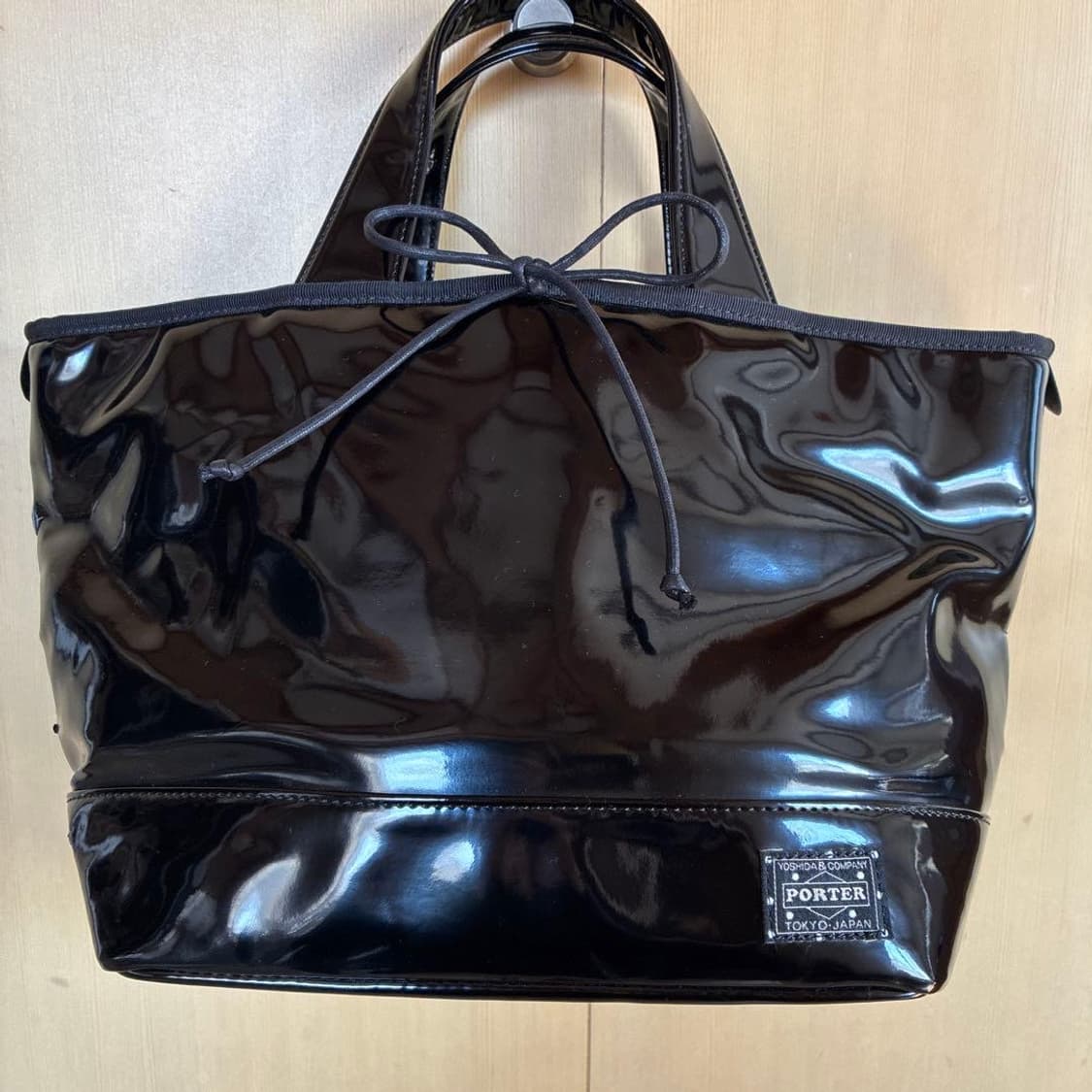 Porter  포터걸 에나멜 숄더백 상품이미지2